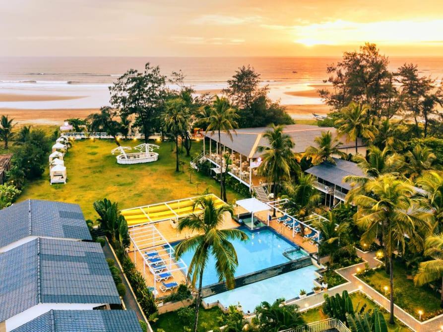 Foxoso La Beach Resort & Spa Oud Goa Buitenkant foto